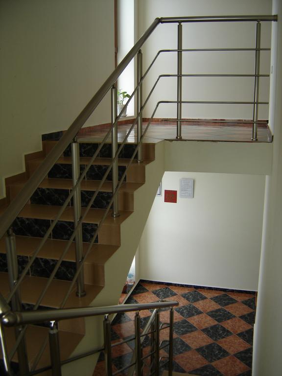 קברנה Central Park Family Hotel מראה חיצוני תמונה