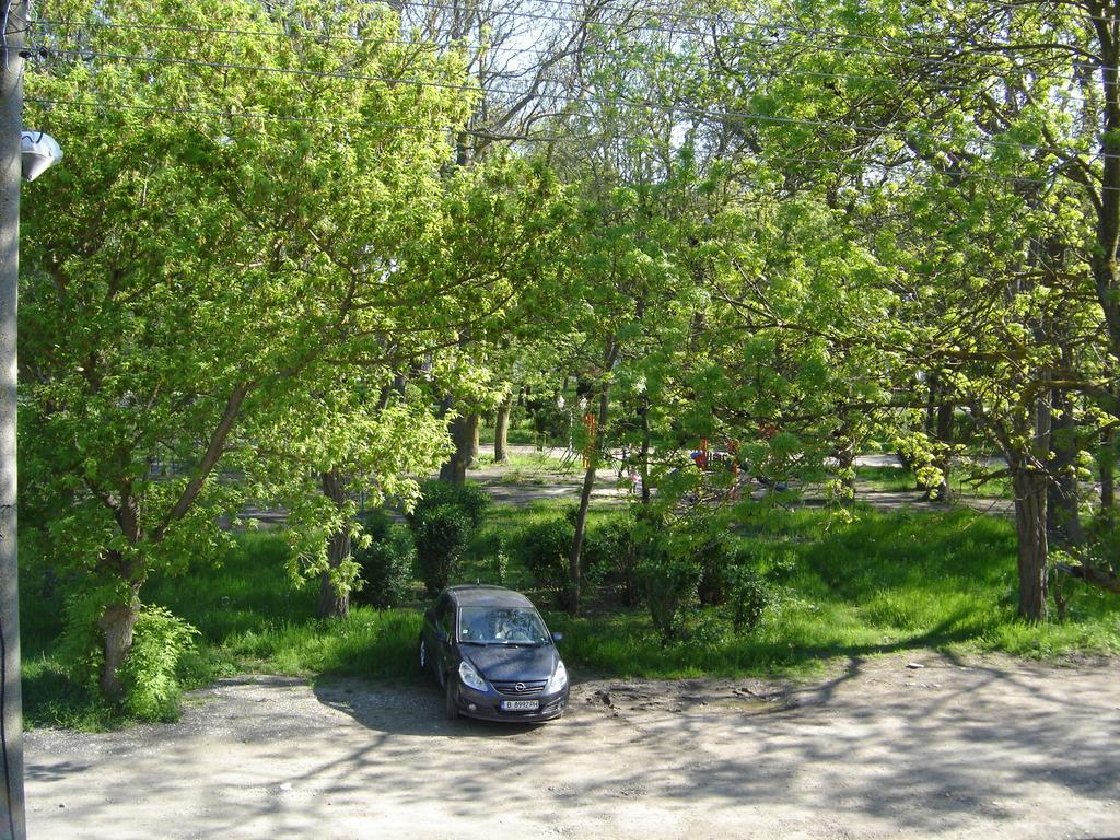 קברנה Central Park Family Hotel מראה חיצוני תמונה