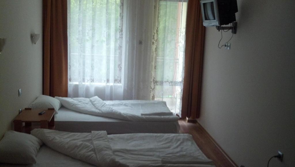 קברנה Central Park Family Hotel חדר תמונה