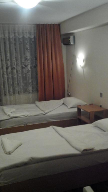 קברנה Central Park Family Hotel חדר תמונה